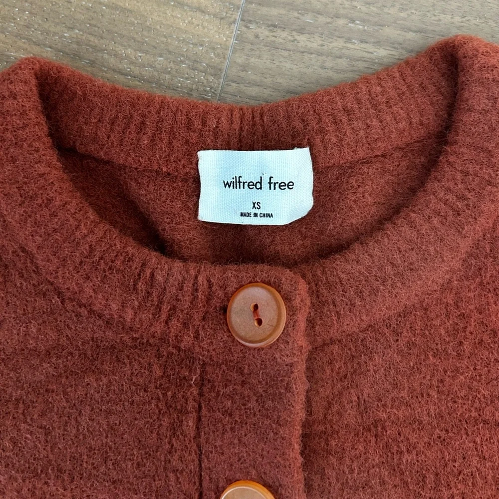 EUC Aritzia/Wilfred Free Shrunken Longsleeve Cardigan Size XS - Picture 6 of 7